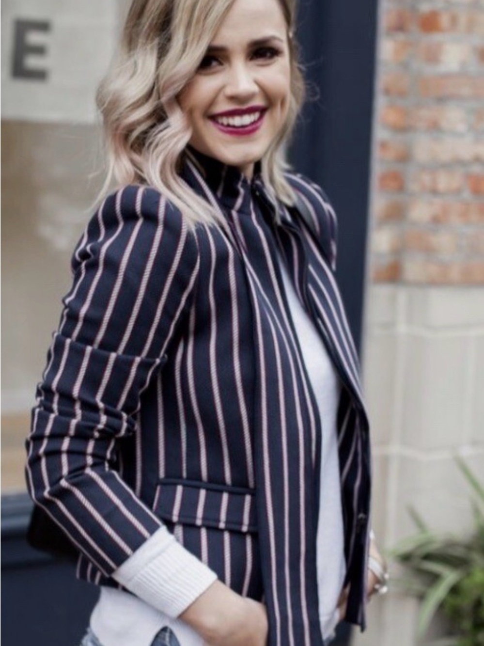 Banana Republic Navy blazer